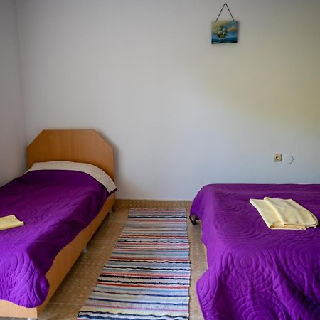 Casa La Dinamo Otel Două Mai Dış mekan fotoğraf