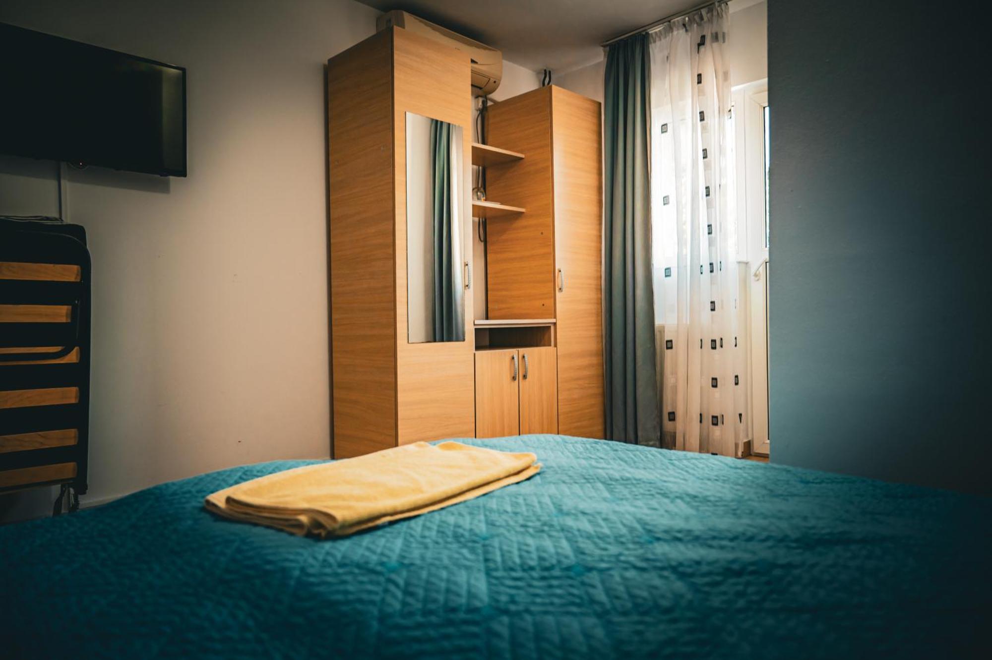 Casa La Dinamo Otel Două Mai Dış mekan fotoğraf