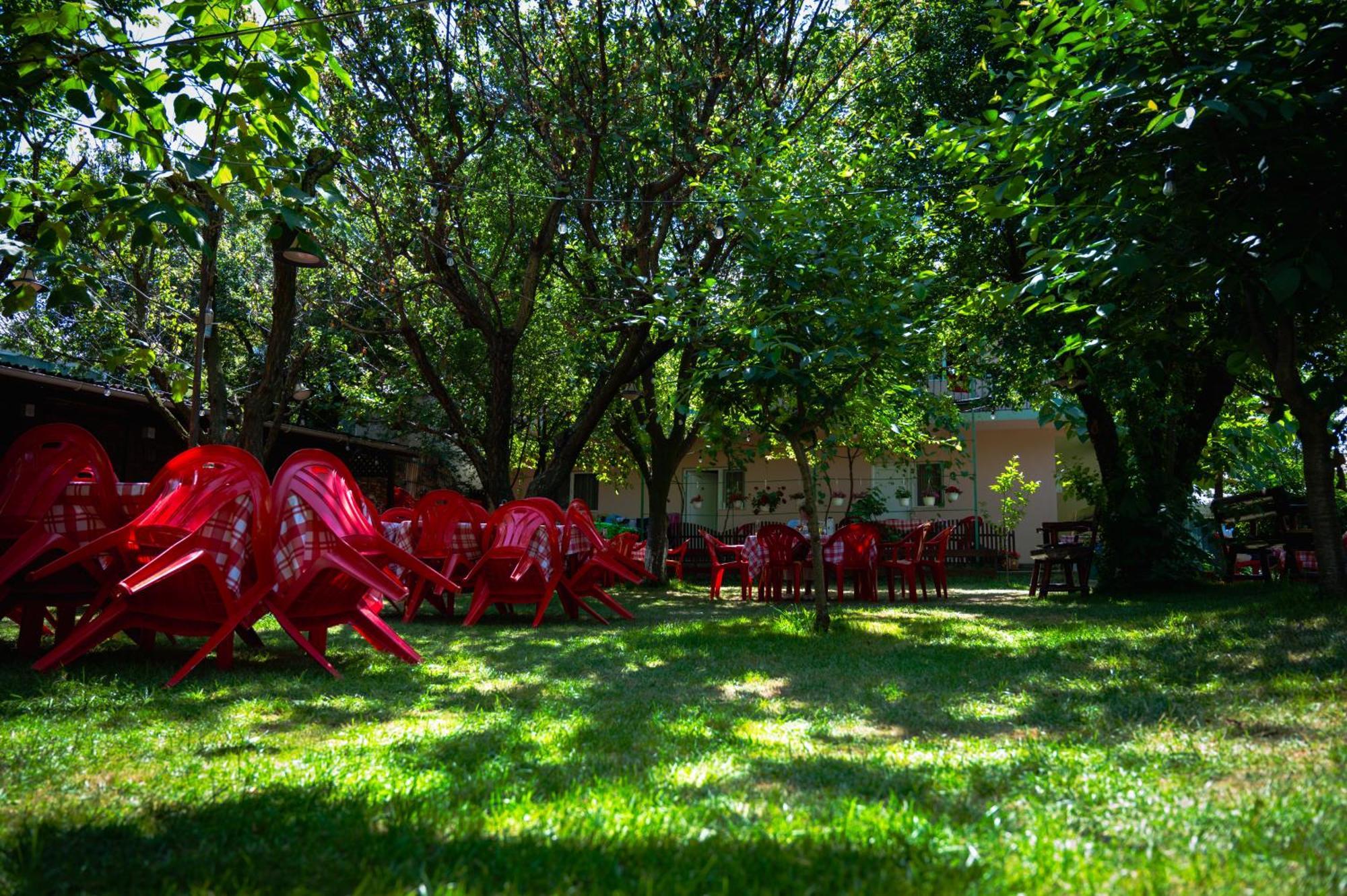 Casa La Dinamo Otel Două Mai Dış mekan fotoğraf